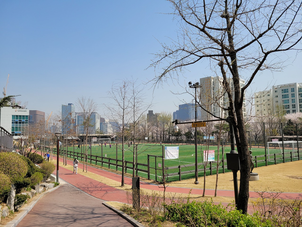 更多的可能 更多的可能