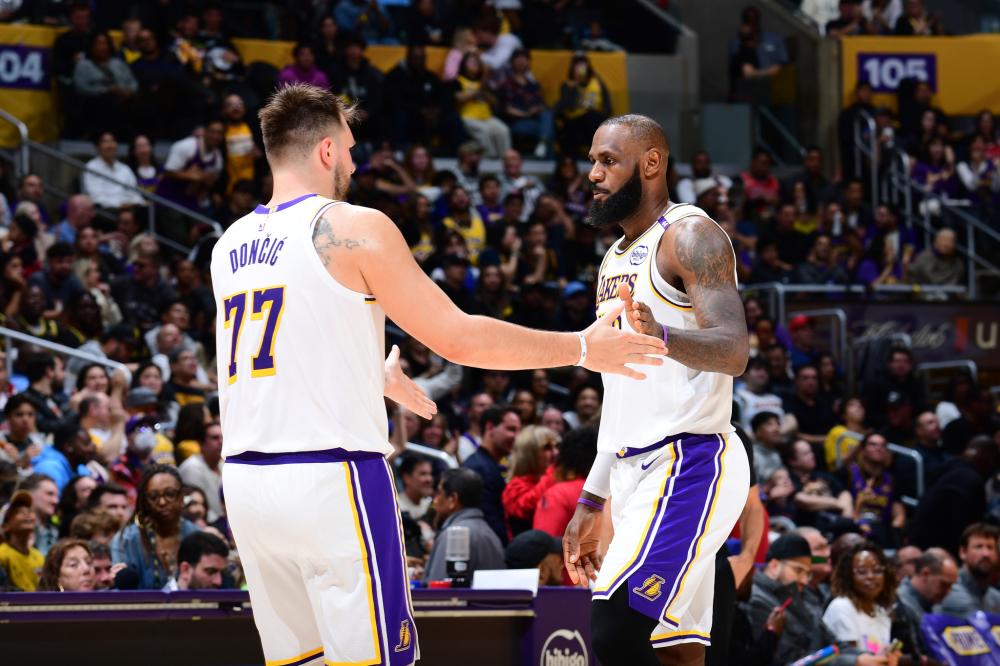 她们必须冷 她们必须冷